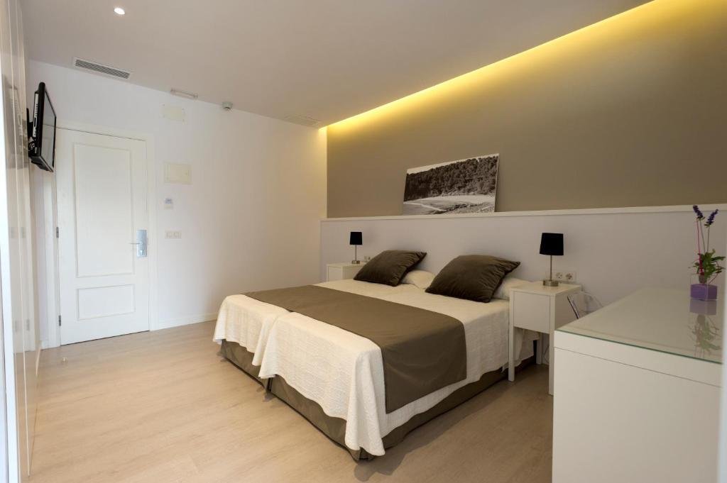 Hostal La Palma Форнелс Екстериор снимка