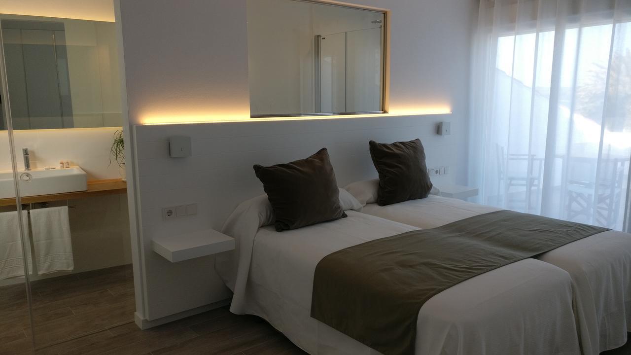 Hostal La Palma Форнелс Екстериор снимка