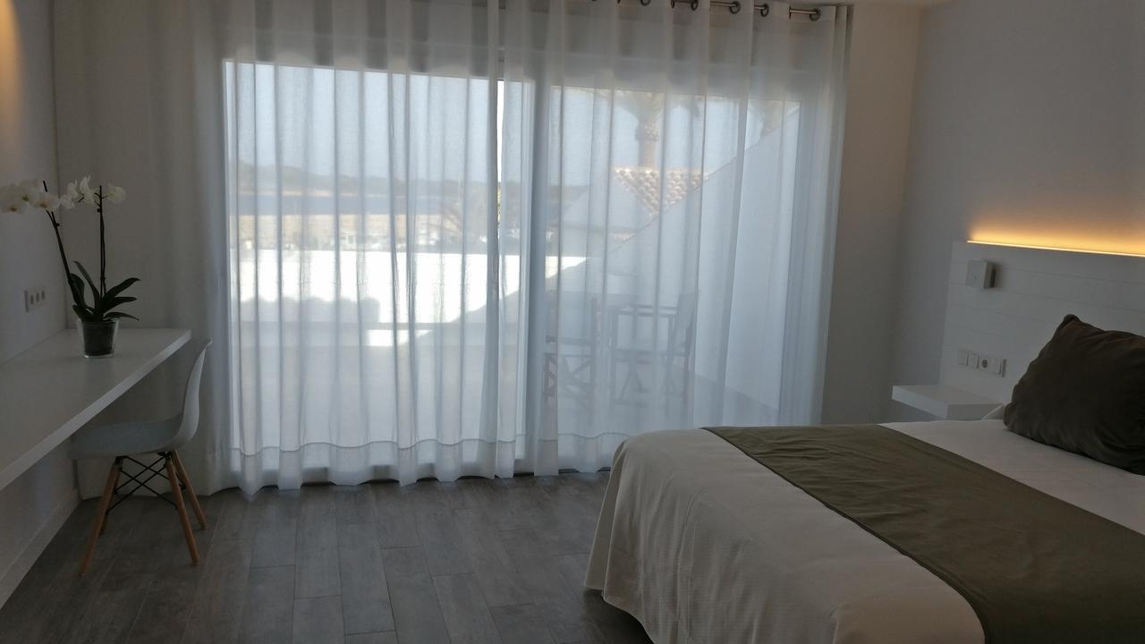 Hostal La Palma Форнелс Екстериор снимка