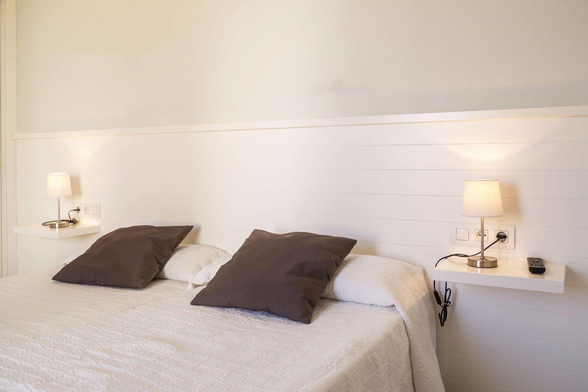 Hostal La Palma Форнелс Екстериор снимка